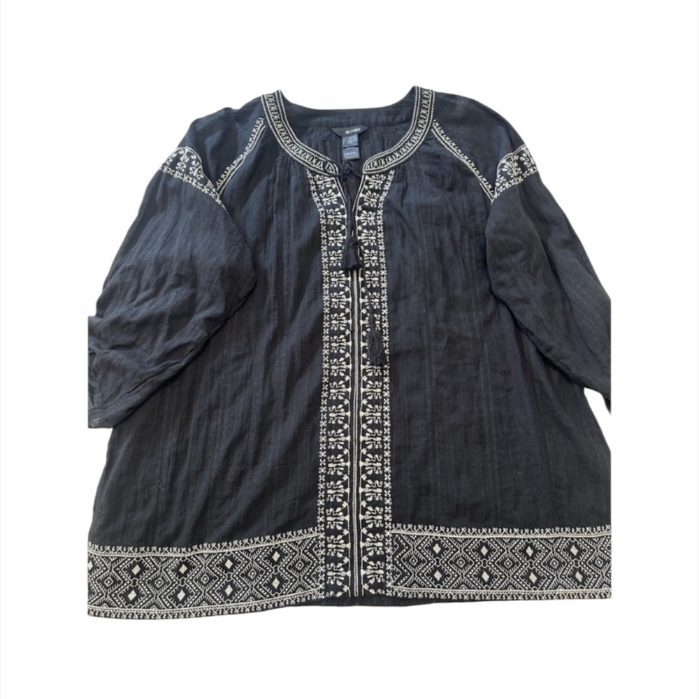 "Ali Miles black embroidered boho tunic top with white contrast , Size XL Black
